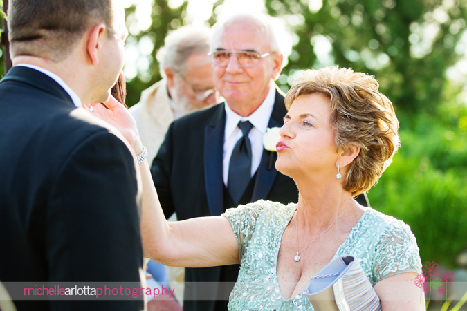 mother of groom air kiss
