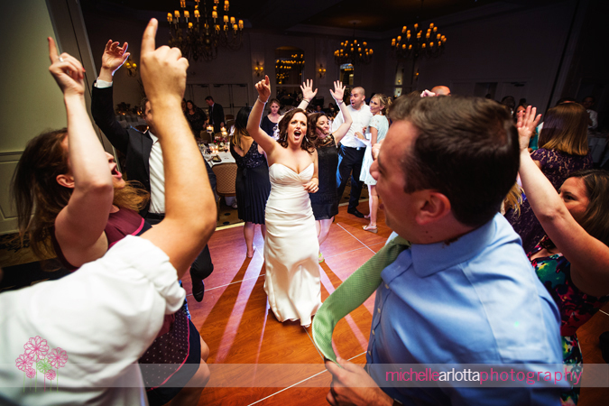 bride dancing during new jersey wedding reception