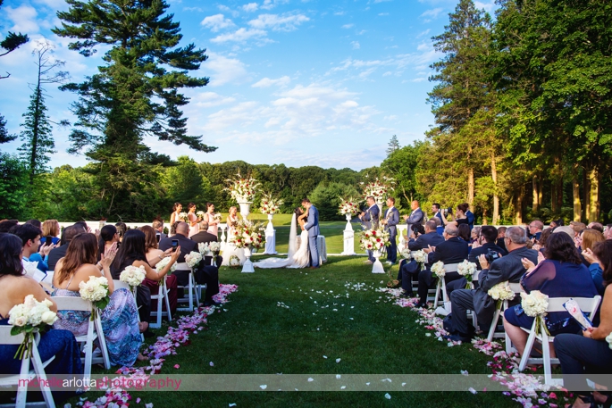 NYIT deseversky mansion outdoor wedding ceremony
