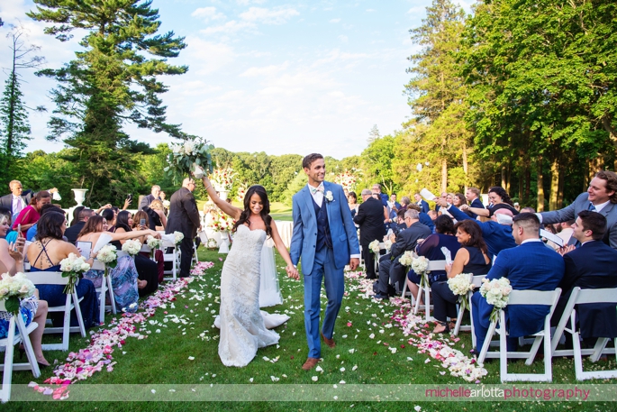 NYIT deseversky mansion outdoor wedding ceremony