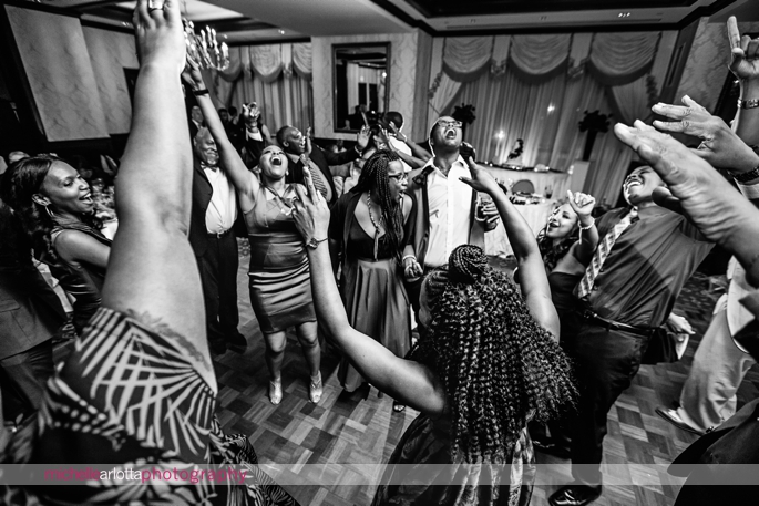 Nassau Inn Wedding reception in Princeton, New Jersey photographed by michelle Arlotta photography