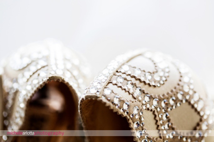 badgley mischka bridal shoes