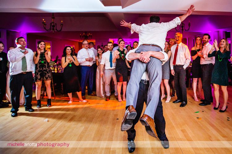 wedding guest attempts dirty dancing lifts at New Jersey rock island lake club reception