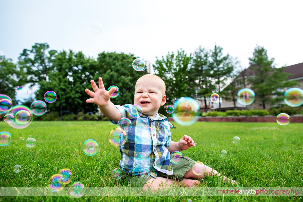 New Jersey Shore family photos baby with bubbles