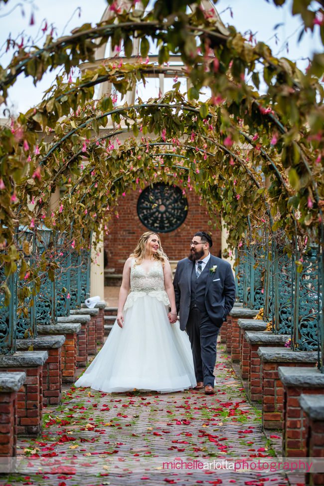 The manor NJ wedding bride and groom portraits