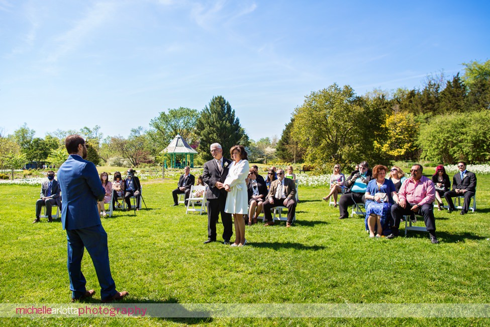 colonial park gardens New Jersey intimate wedding ceremony