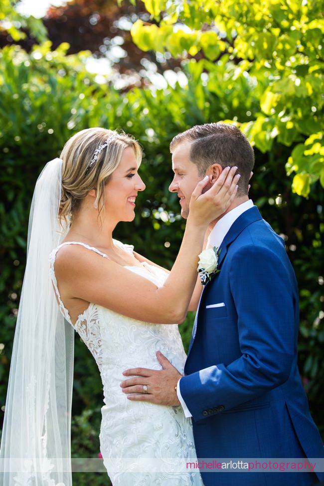 Crystal Point Yacht Club wedding new jersey bride and groom