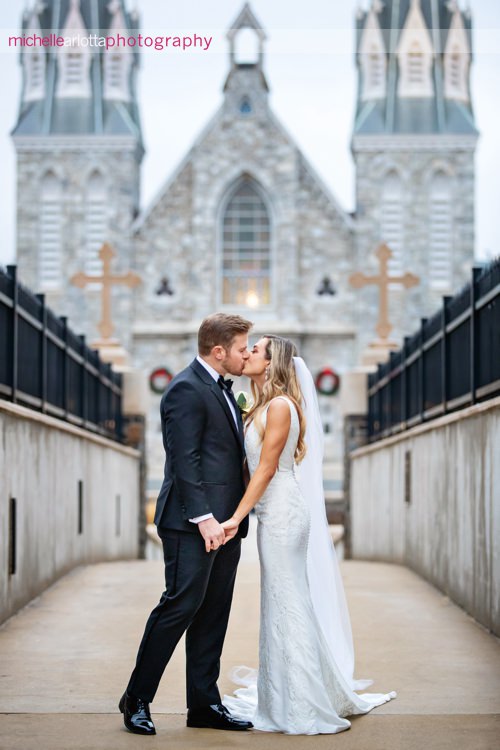 St. Thomas of Villanova church wedding bride and groom portrait