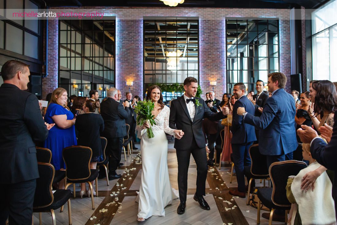 gallery at liberty prime jersey city indoor wedding ceremony