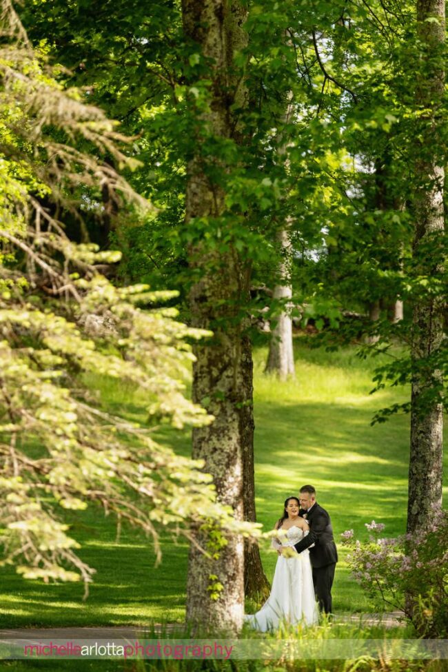 Venue at Winding Hills golf club wedding Montgomery New York bride and groom portrait