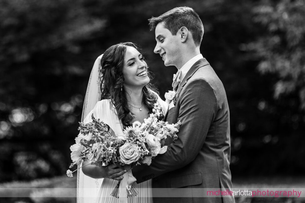 Hotel Du Village New Hope PA wedding bride and groom