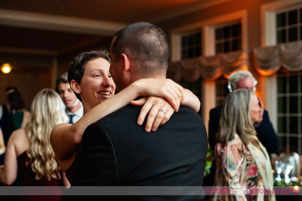 Pen Ryn Estate PA wedding reception guests dancing